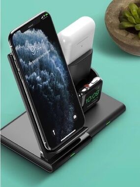 Amazon 3-in-1 Wireless Charging Stand - Black with Green LEDs